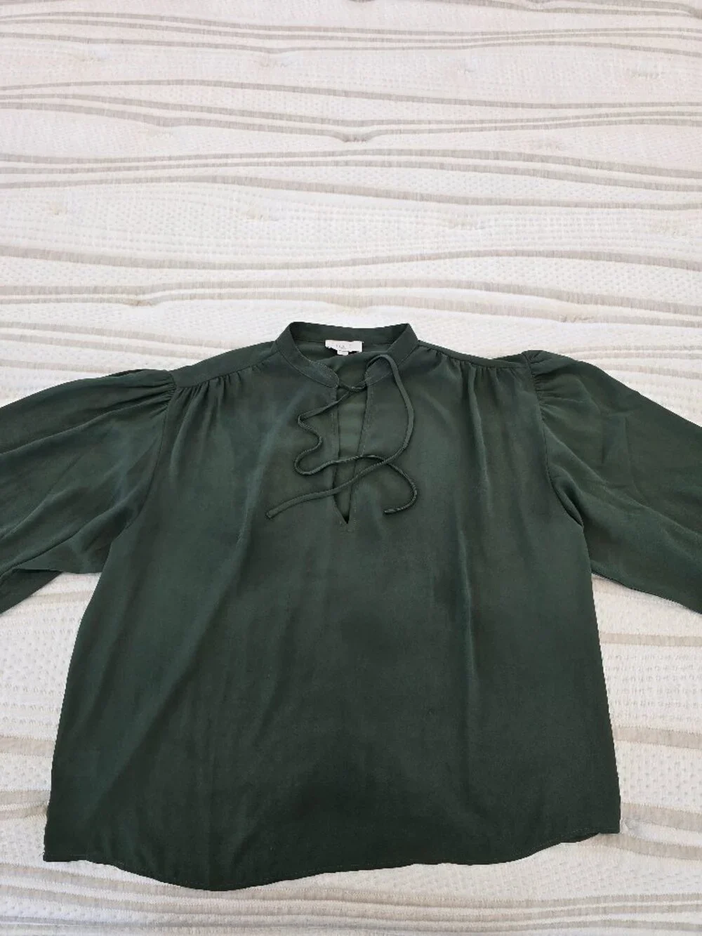Loft Women's Dark Green Blouse W String-tie Neck Style & Puff Sleeves - Large